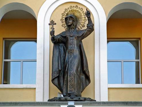 Dnipropetrovsk (Dnepropetrovsk) Ukraine city weapons monuments 1st photo