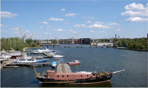 Nikolaev (Mykolaiv) Ukraine city view from Fleet boulevard picture