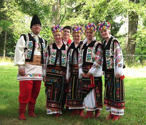 Ukrainians wearing national costumes photo