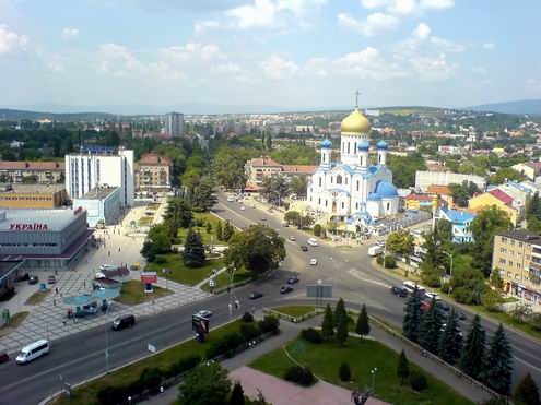 Uzhgorod (Uzhhorod) Ukraine city castle 1st photo