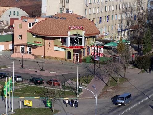 Uzhgorod (Uzhhorod) Ukraine city streets 2nd photo